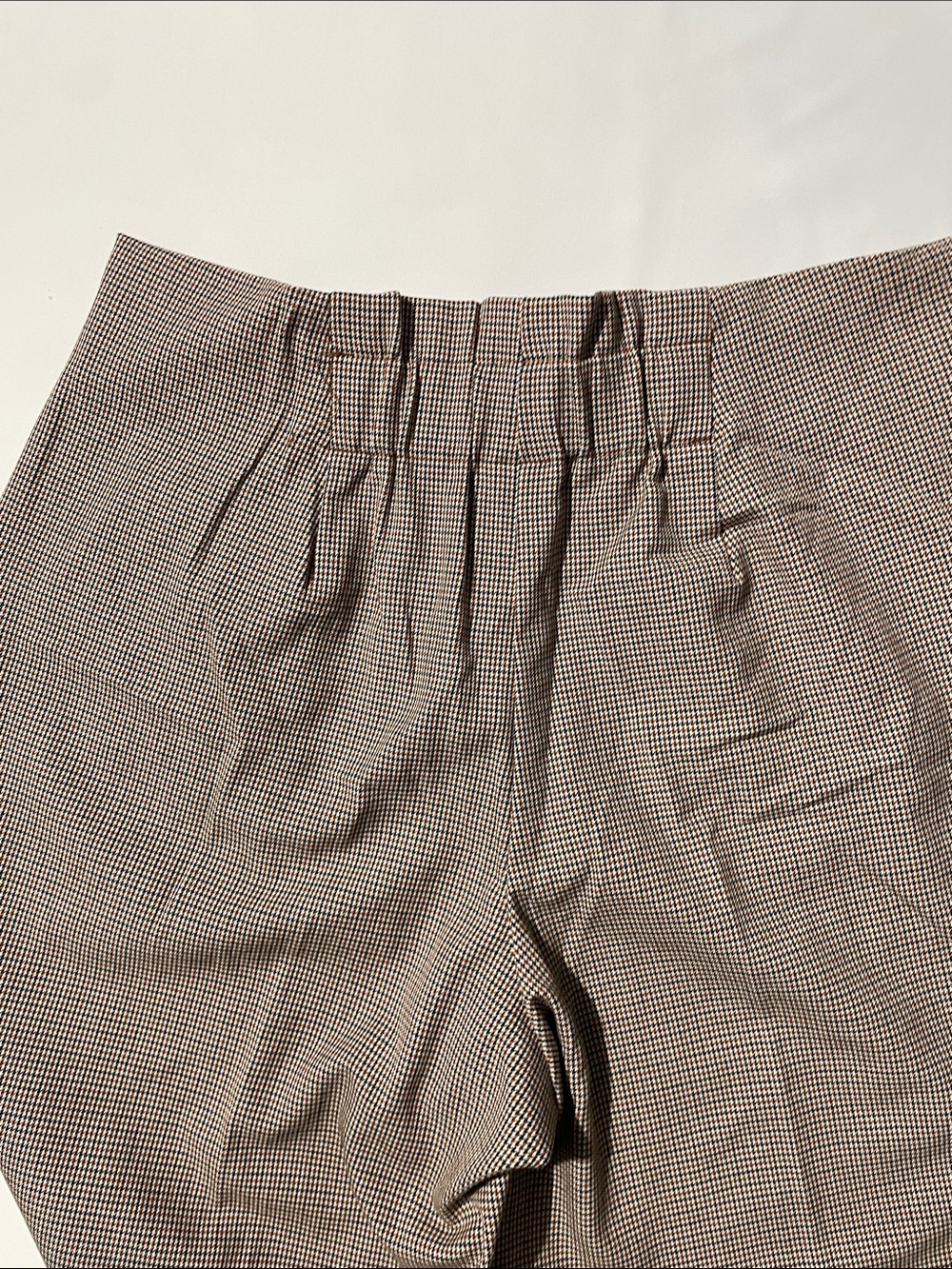 Classic Women’s Tapered Pants in Brown Check - Picture 4 of 7